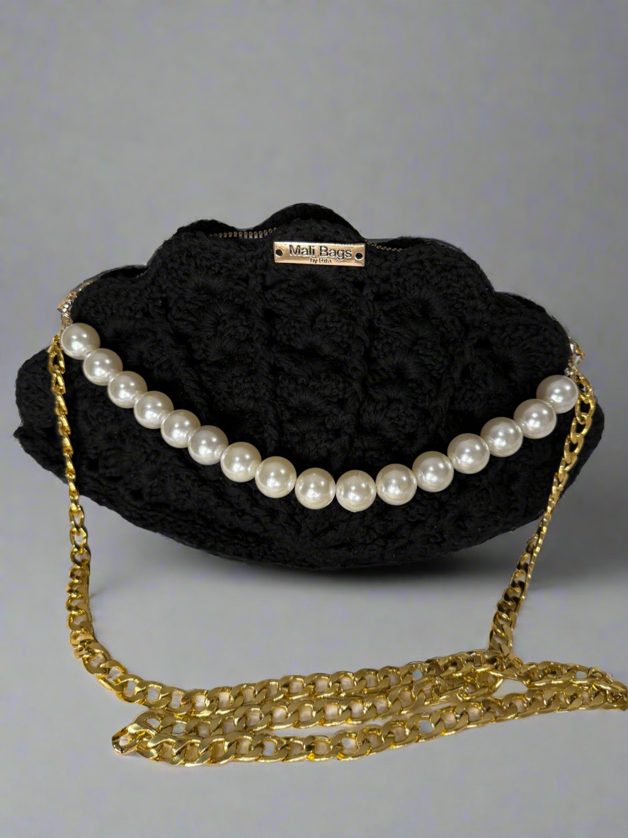 Arabella clam shell black