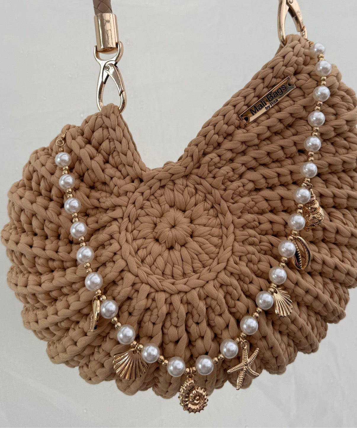 Gold shells & pearls mini chain