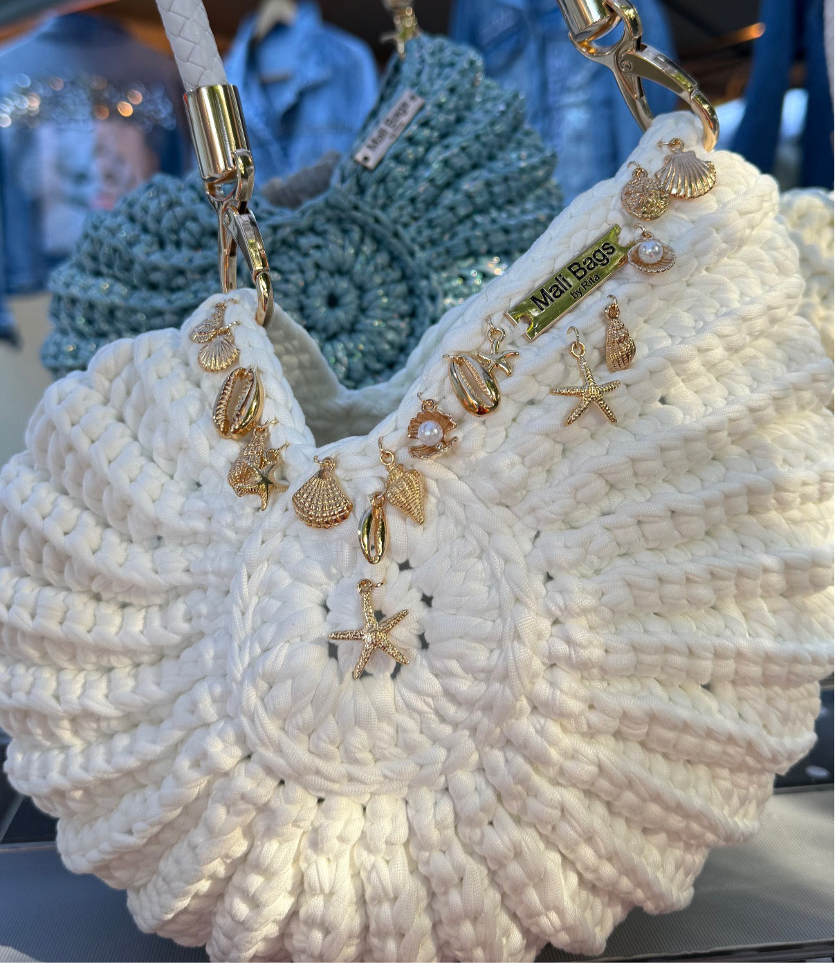 Gold Shells charms
