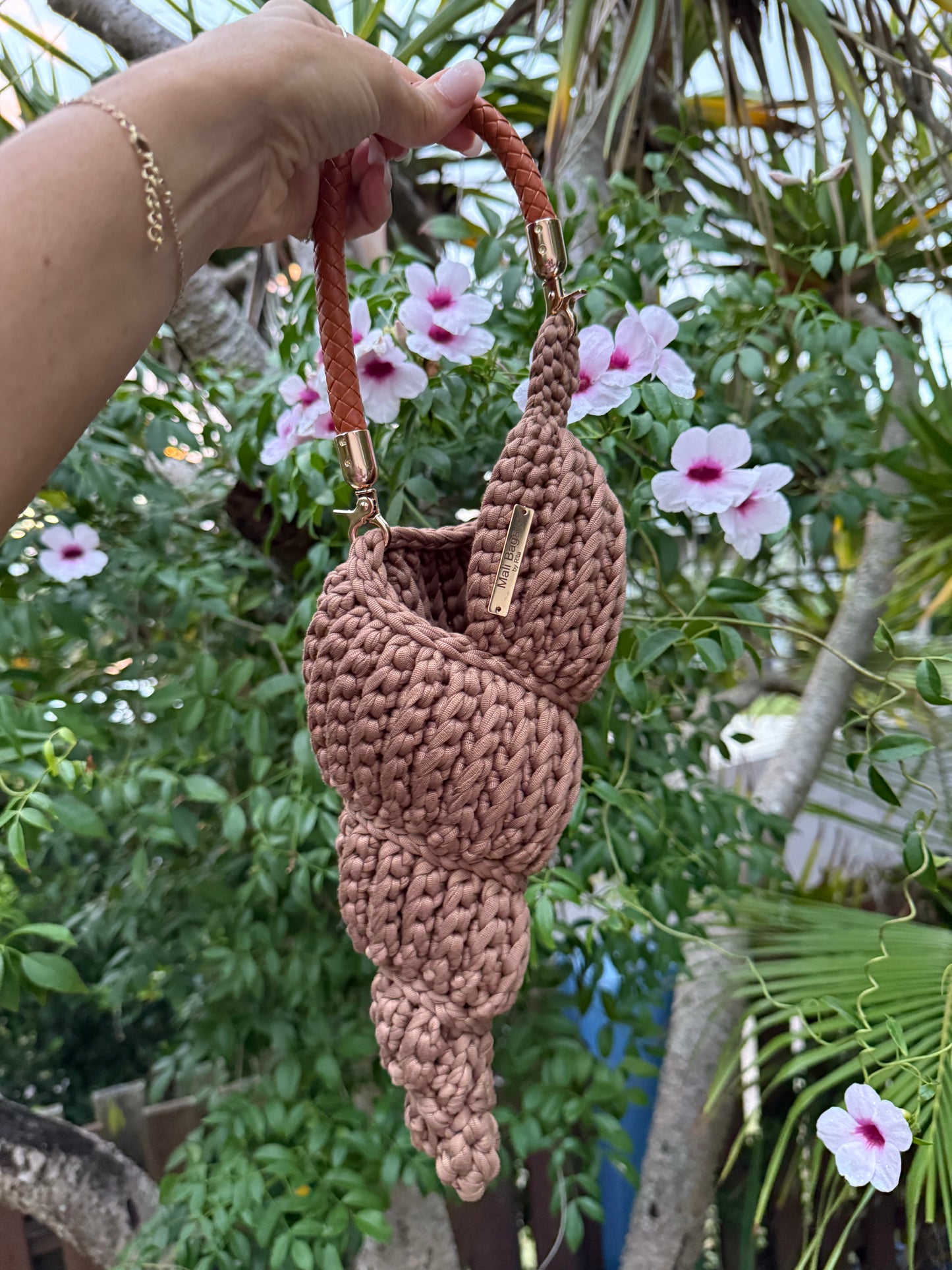 Ariel cone brown seashell bag