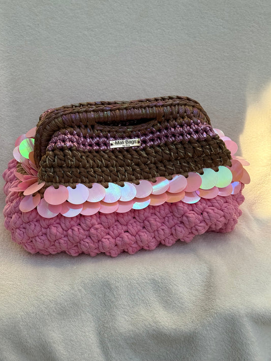 Millie fashion clutch