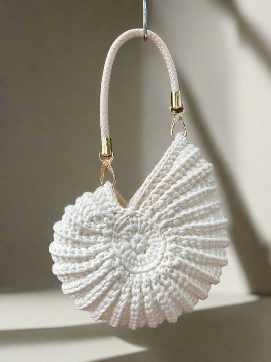 Ariel round seashell bag