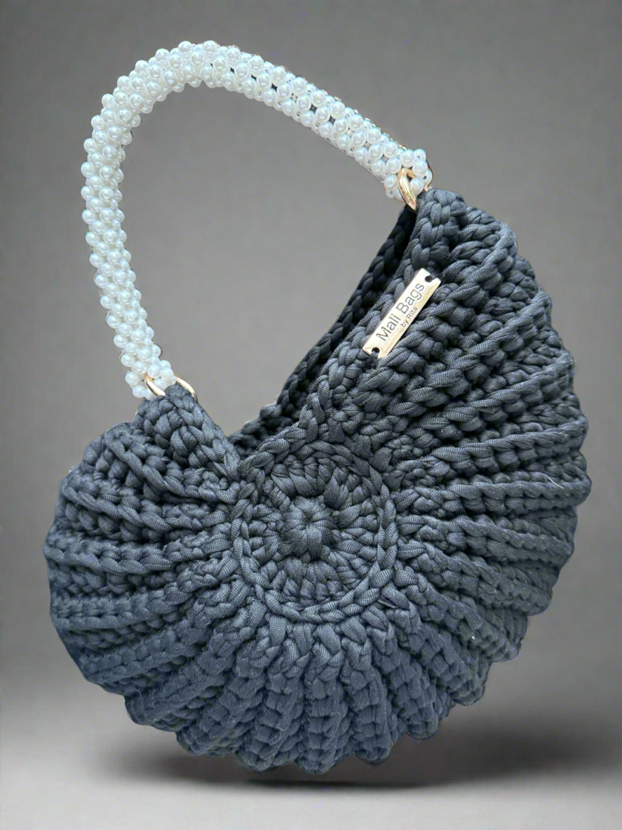 Ariel black seashell bag