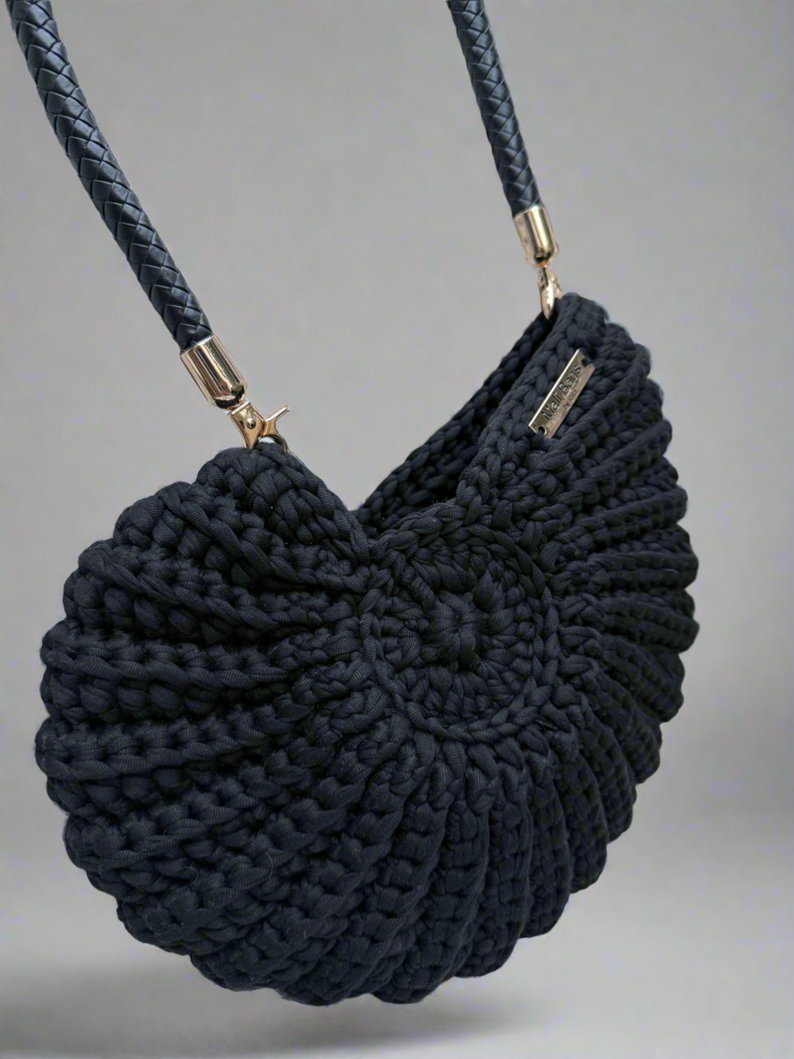 Ariel black seashell bag