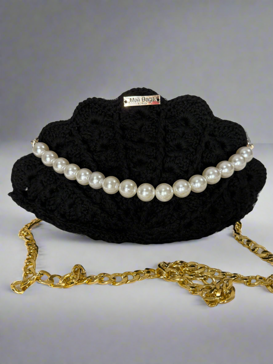 Arabella clam shell black