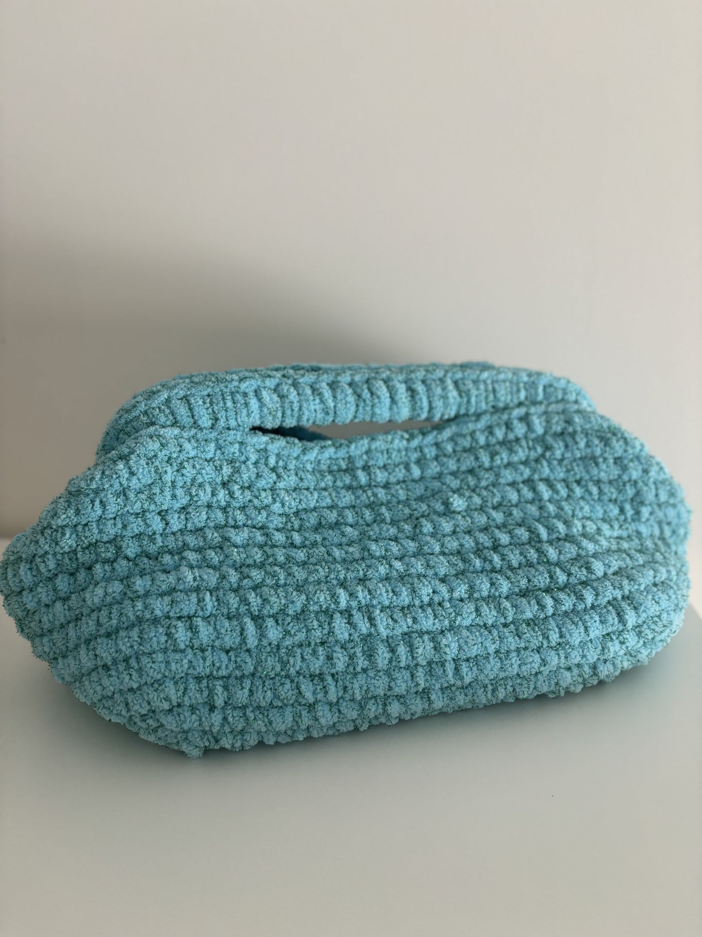 Mel Velvet clutch blue w/glitter green yarn