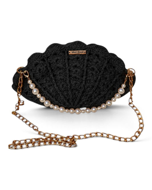 Clam Shell in Black