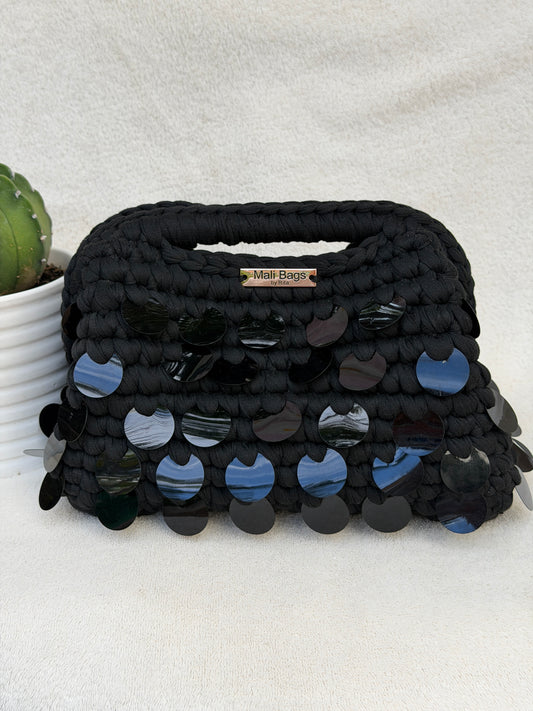 Alba Black mermaid clutch