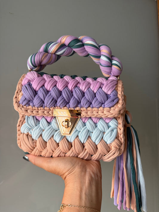 Violet puff bag