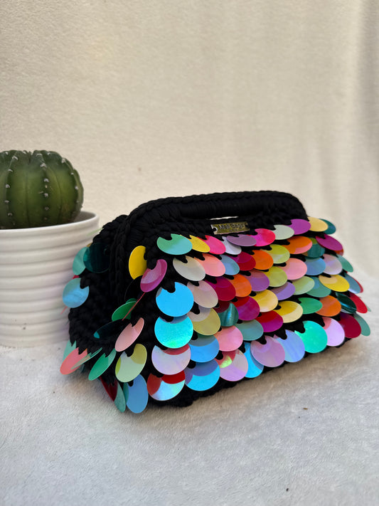 Alba Black mermaid clutch