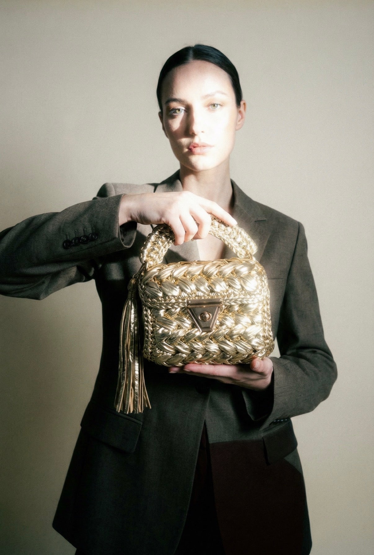 Isla Metallic gold premium yarn