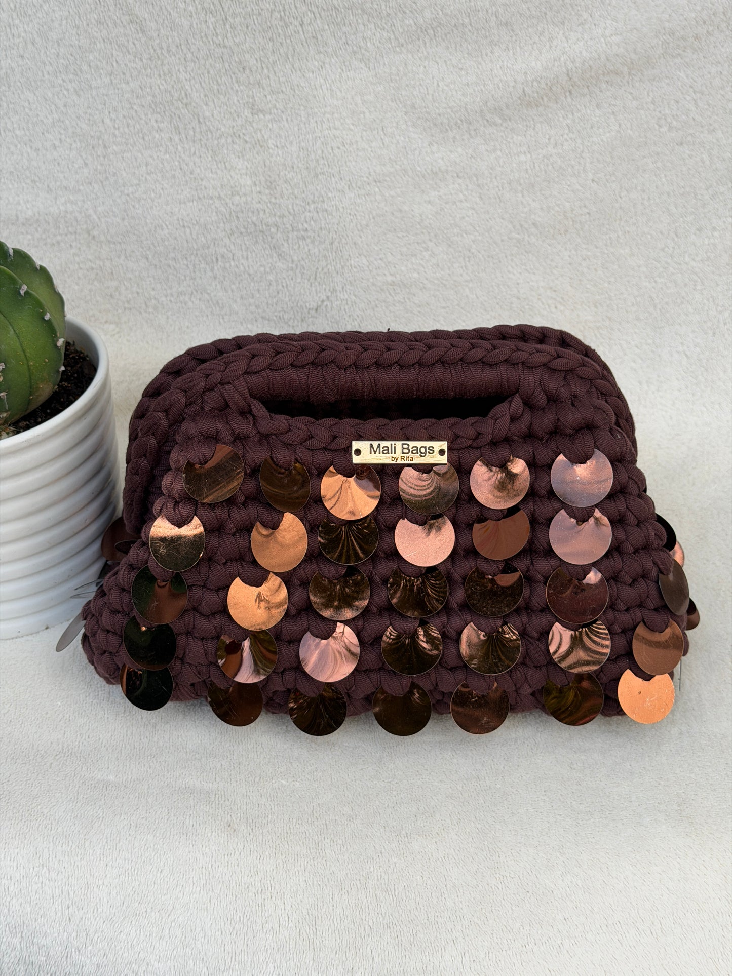 Alba Brown mermaid clutch