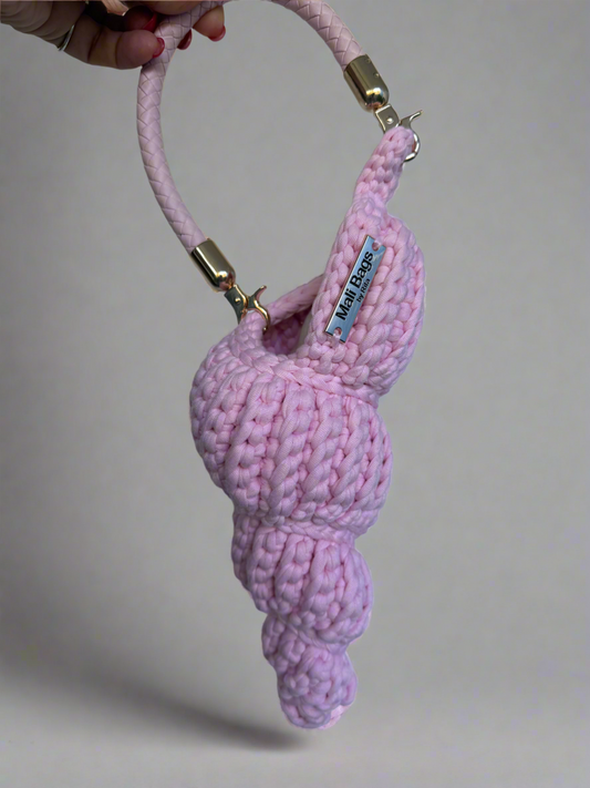 Mini Ariel pink cone shell