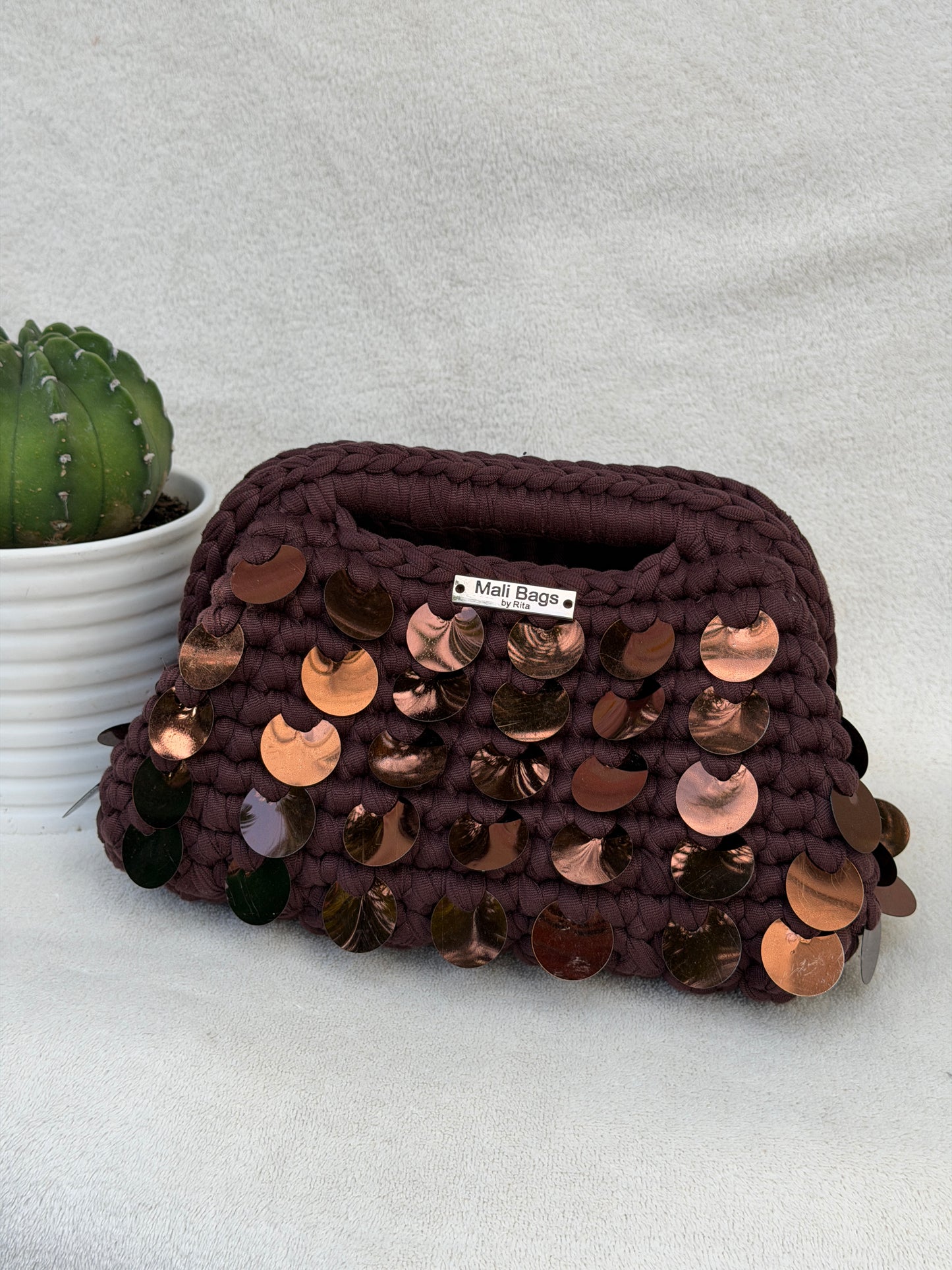 Alba Brown mermaid clutch