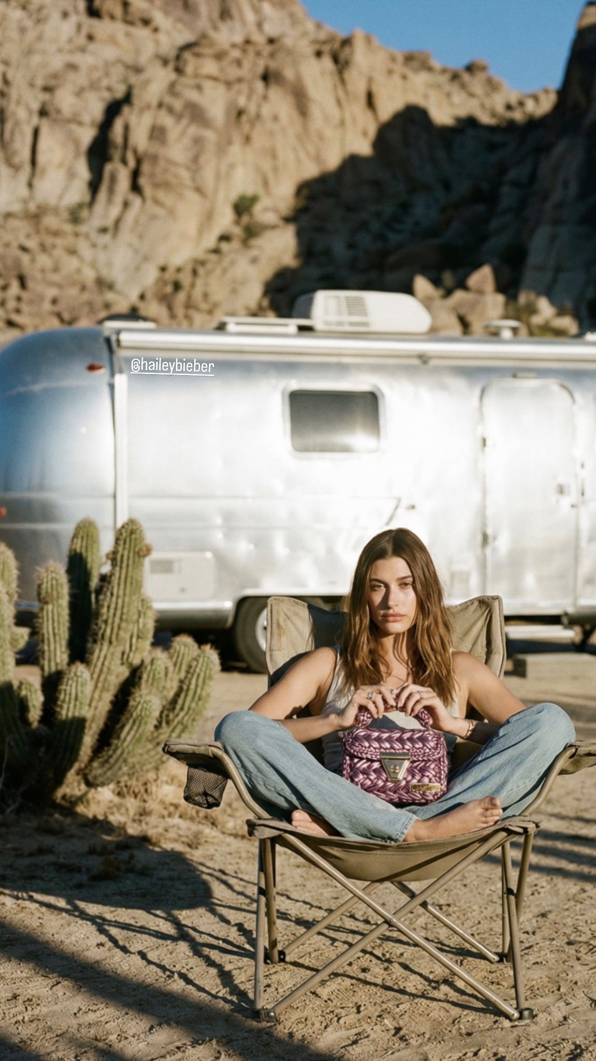 Isla pink metallic puff bag