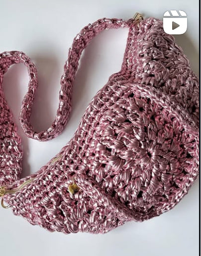 Luna shoulder bag in premium yarn