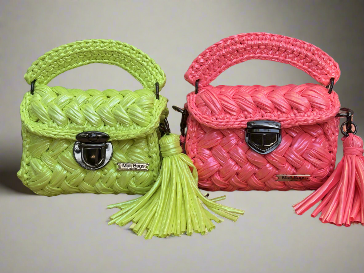 Isla pink Neon Premium Yarn
