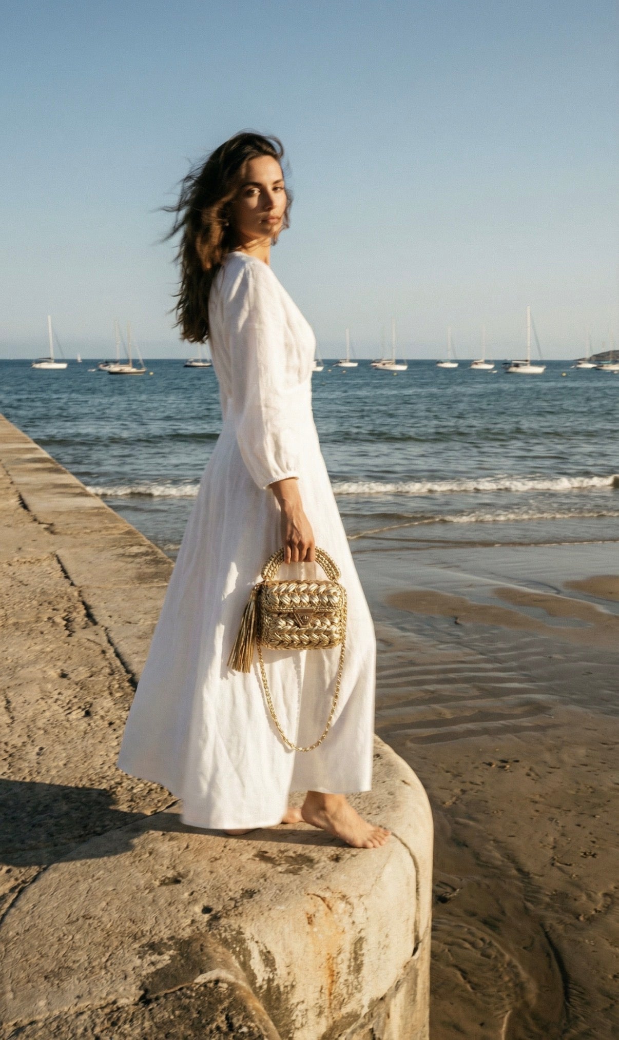 Isla Metallic gold premium yarn