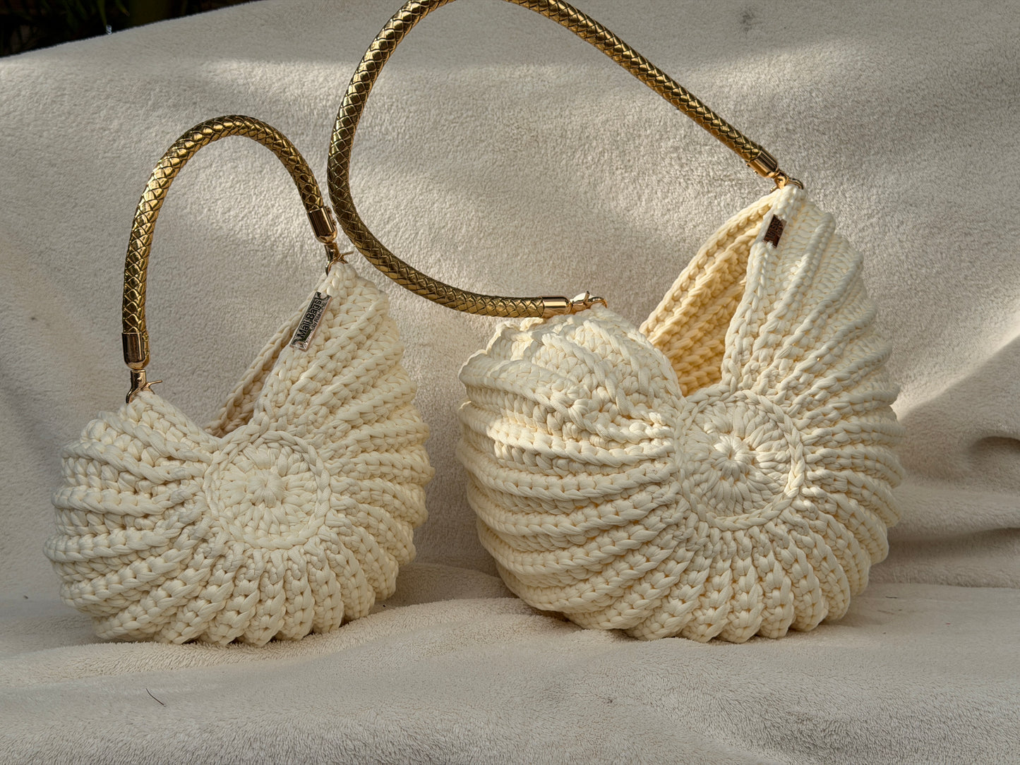 XXL Ariel seashell bag