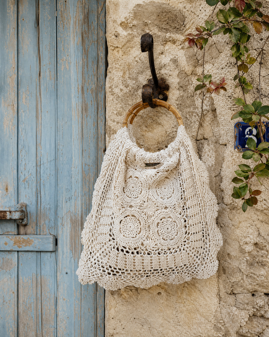 Doily 16