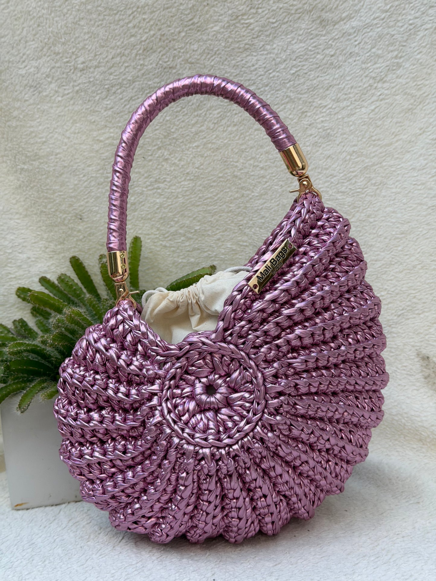 Ariel Seashell metallic Light Pink