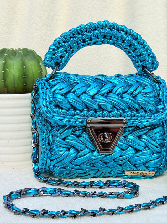 Isla metallic blue premium yarn