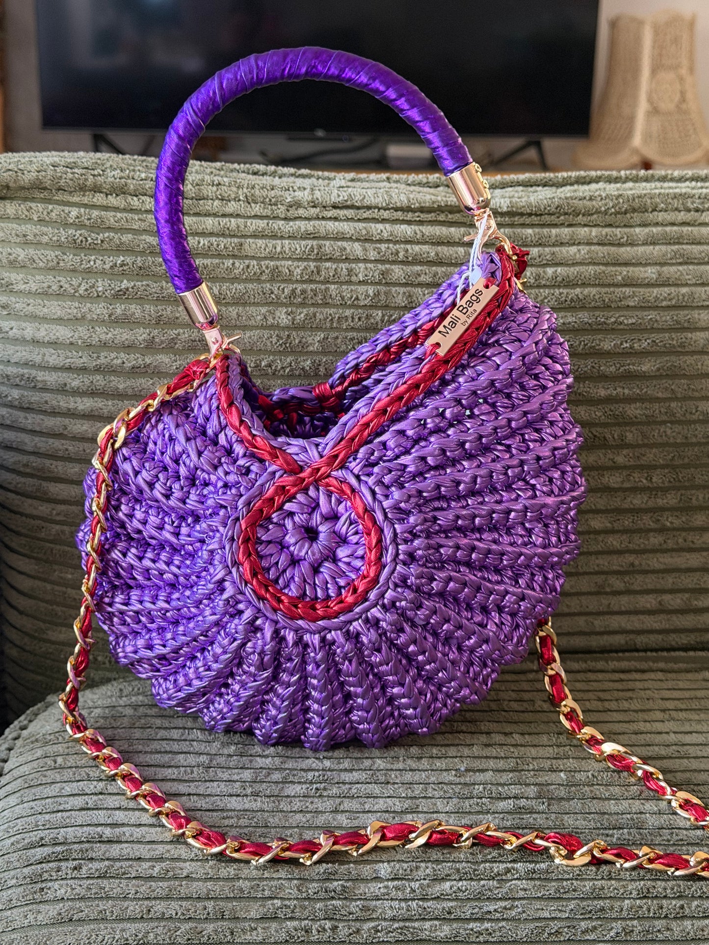 Ariel Seashell metallic Violet