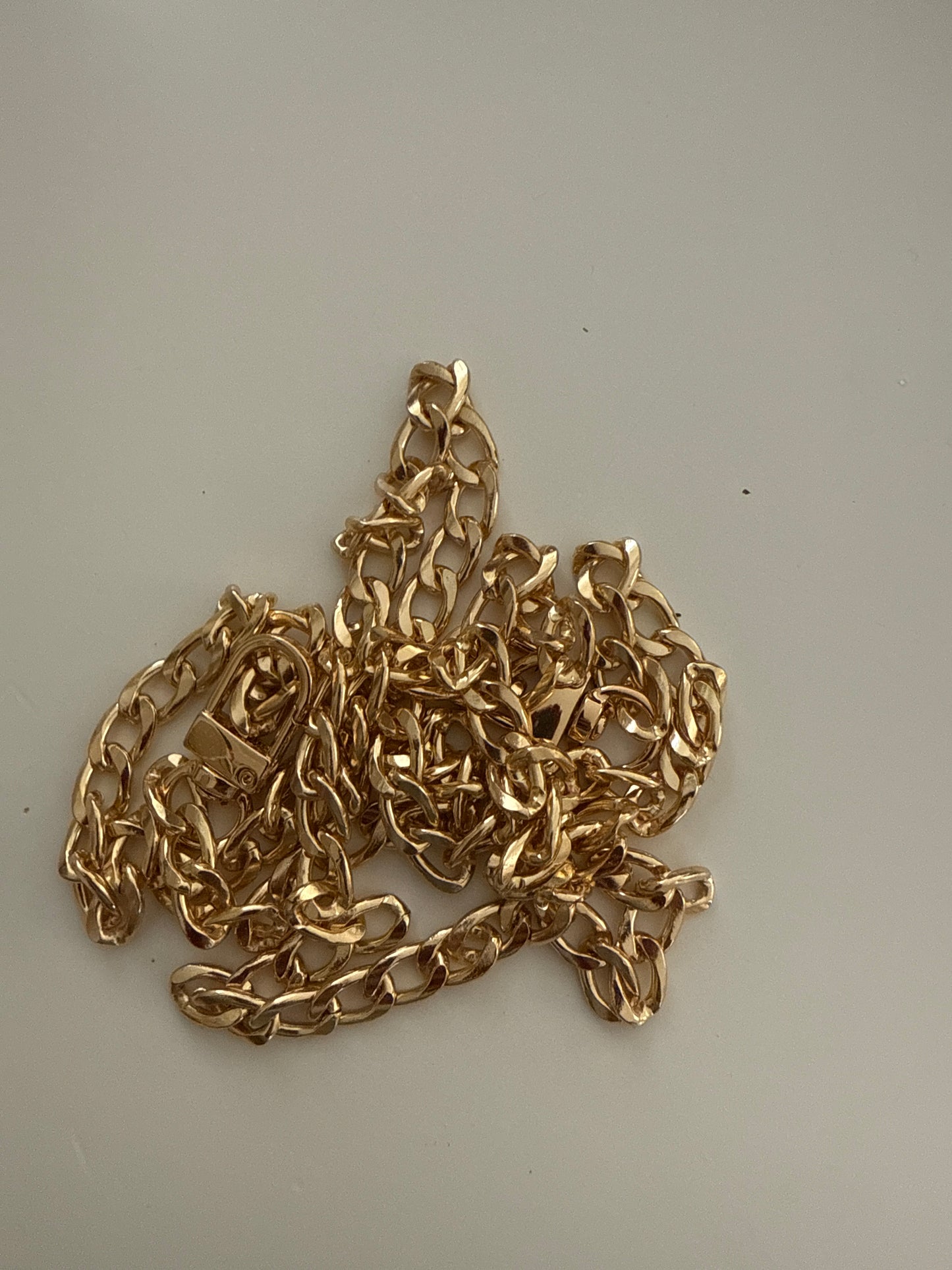Crossbody chain