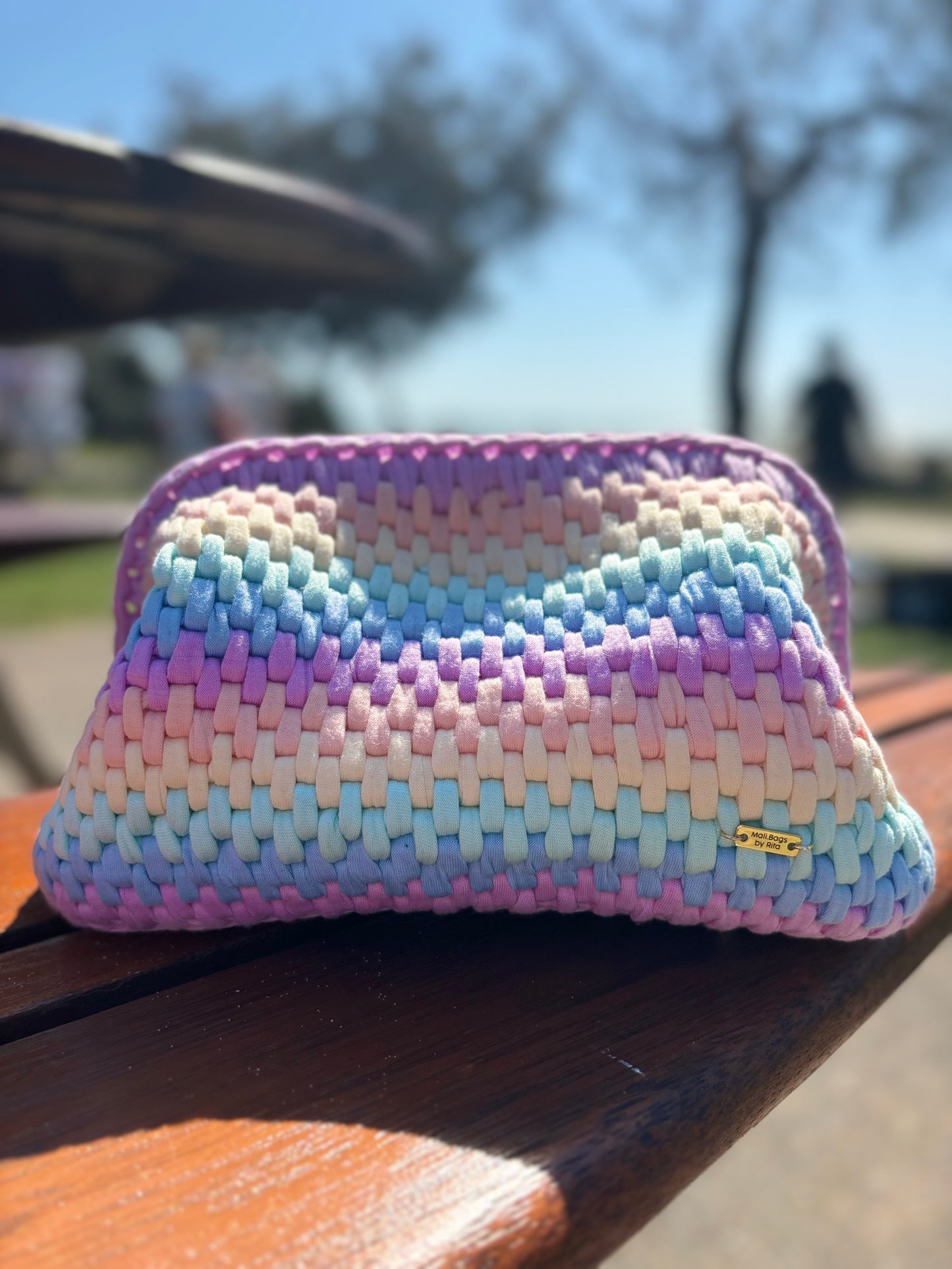 Paolla pastel premium yarn clutch