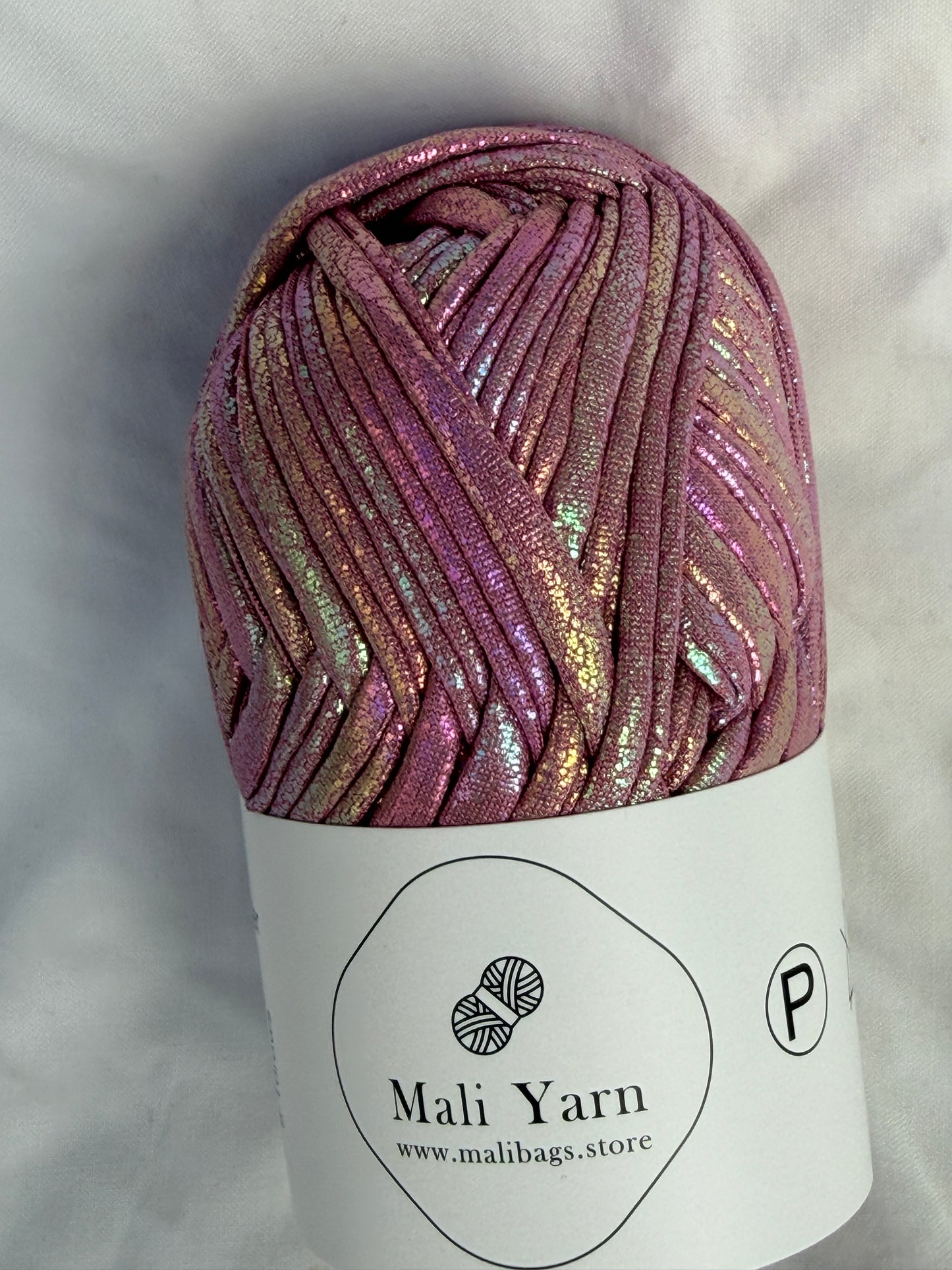 Dark pink Mermaid yarn