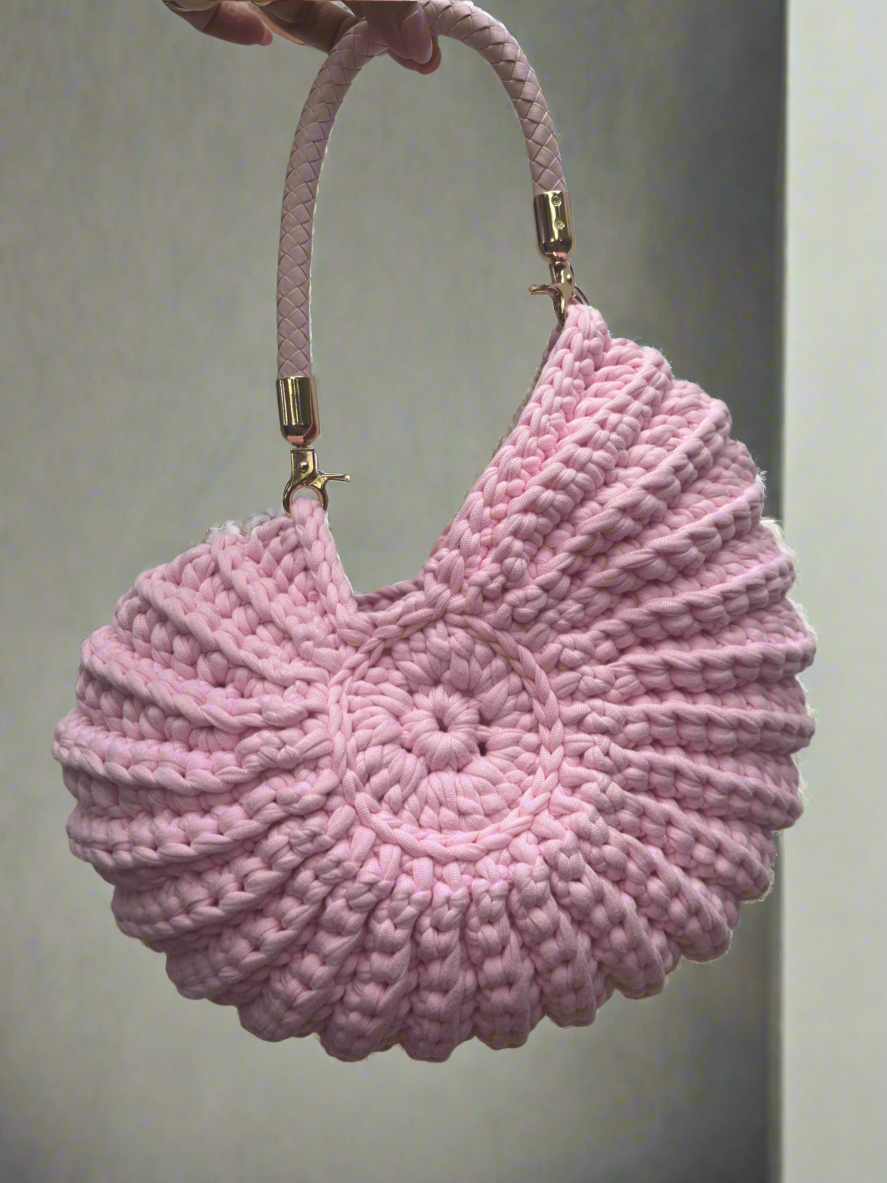 Ariel Round Shell baby pink