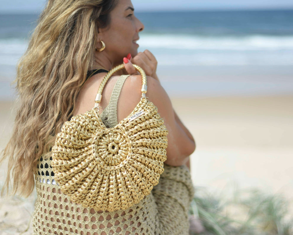 Ariel Round Shell in Gold-thumbmail-9