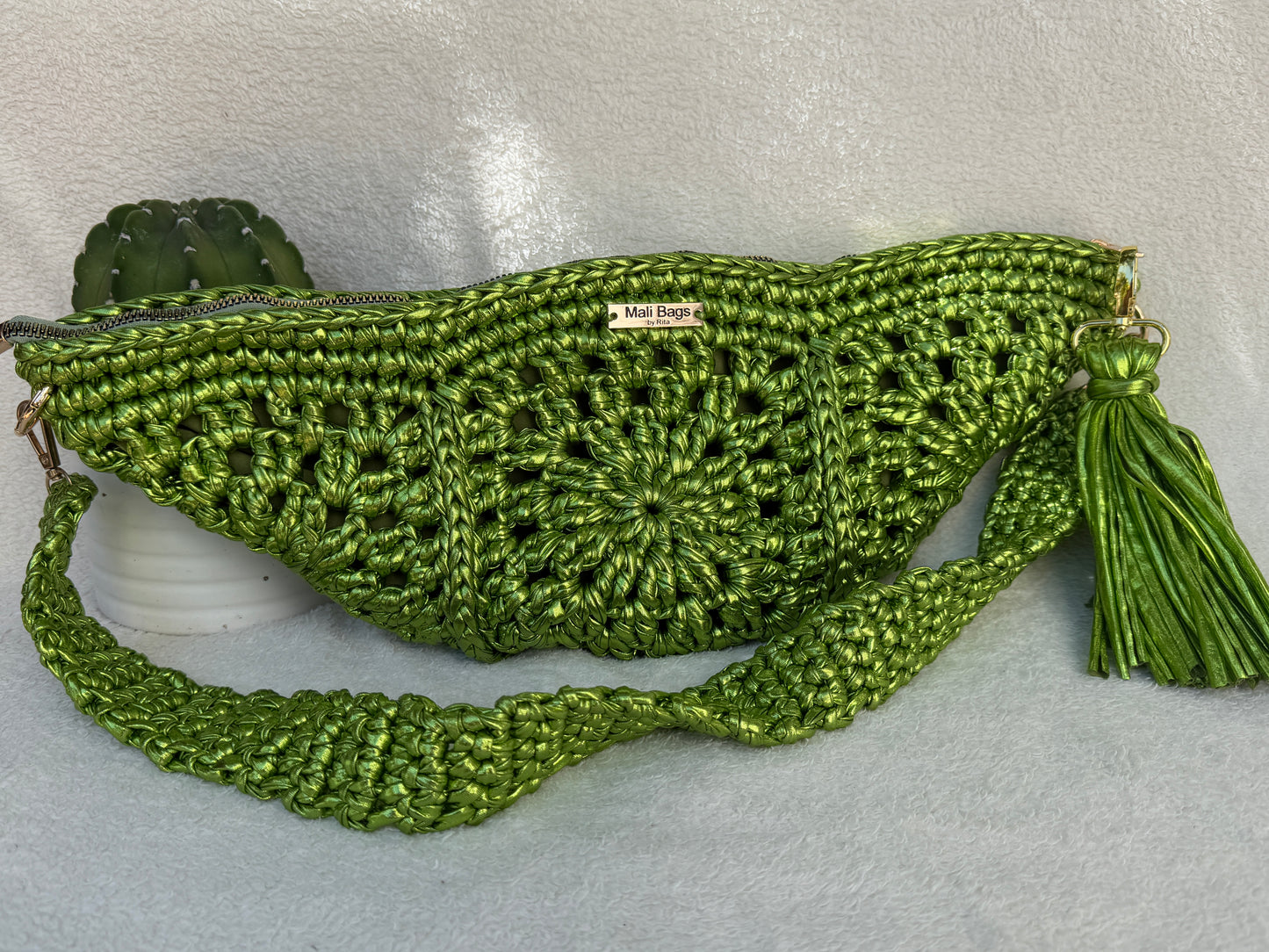 Luna shoulder bag metallic green