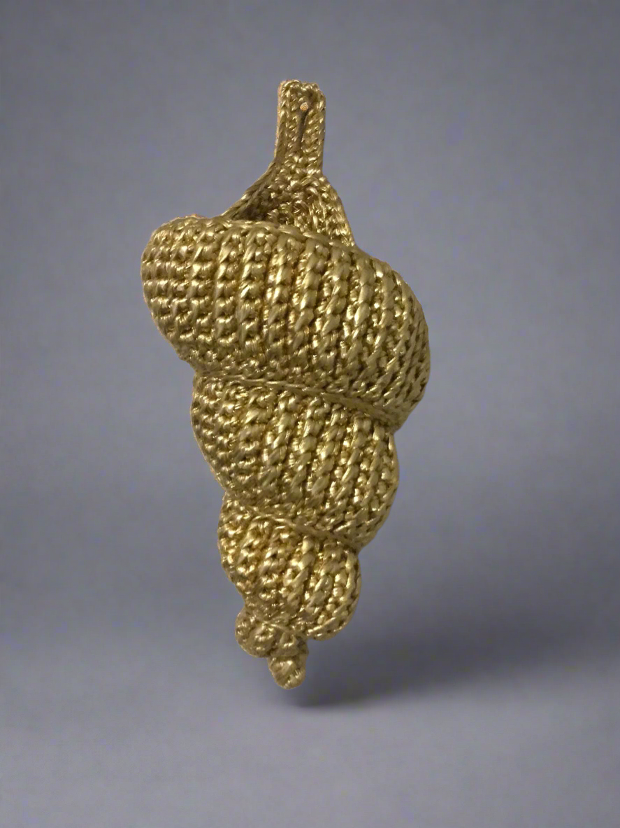Ariel XL Gold cone shell premium yarn
