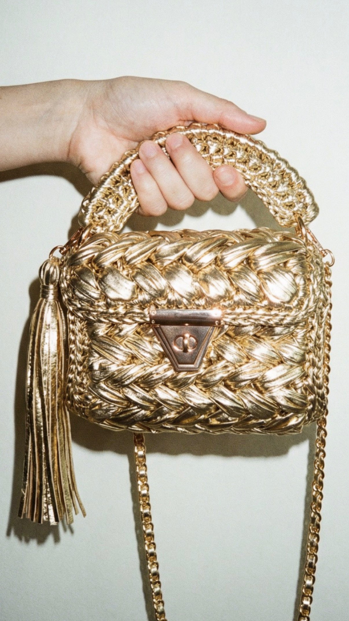 Isla Metallic gold premium yarn