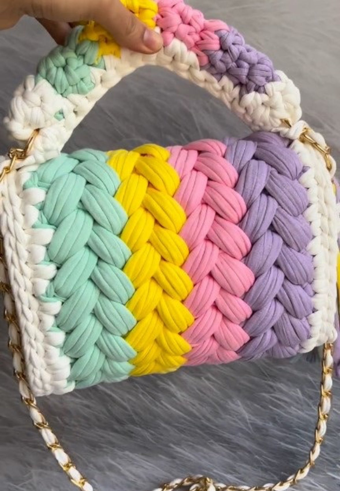 Amália pastel premium yarn