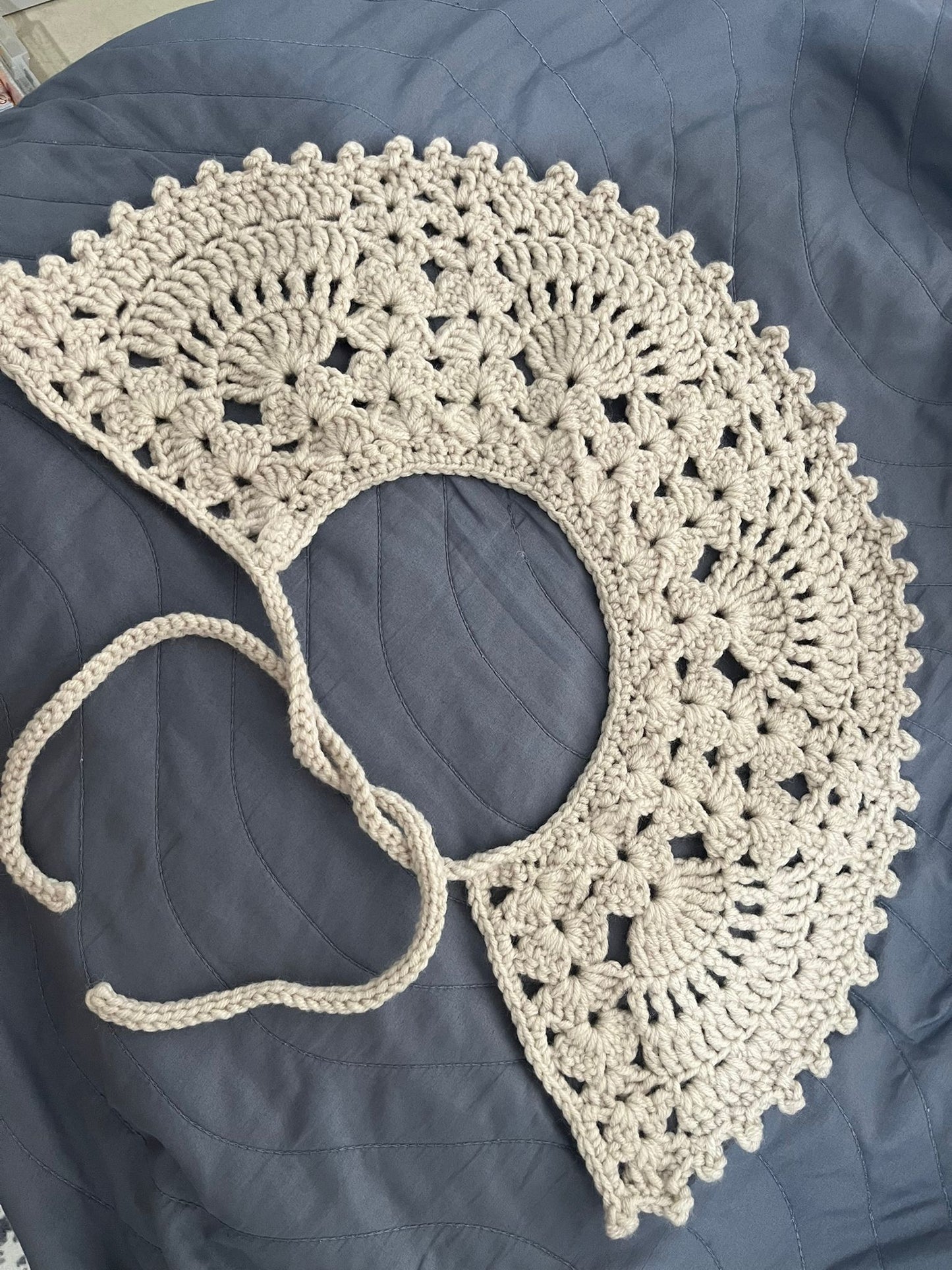 Dollie crochet collar
