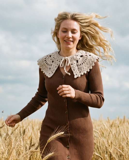 Dollie crochet collar
