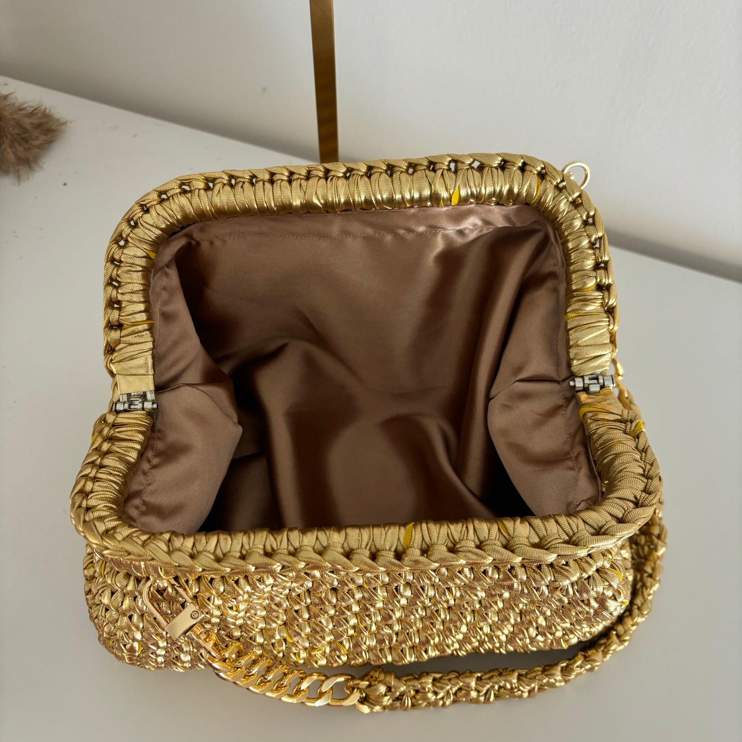 Alba Gold metallic premium yarn
